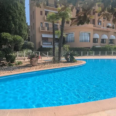 Lejlighed Pretty T5 With Wifigarden And Pool Saint-Raphaël