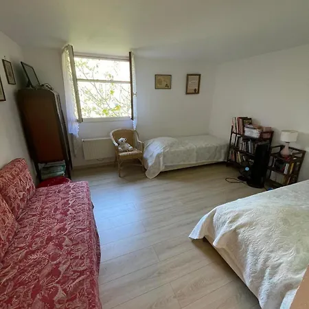 Pretty T5 With Wifigarden And Pool Apartment